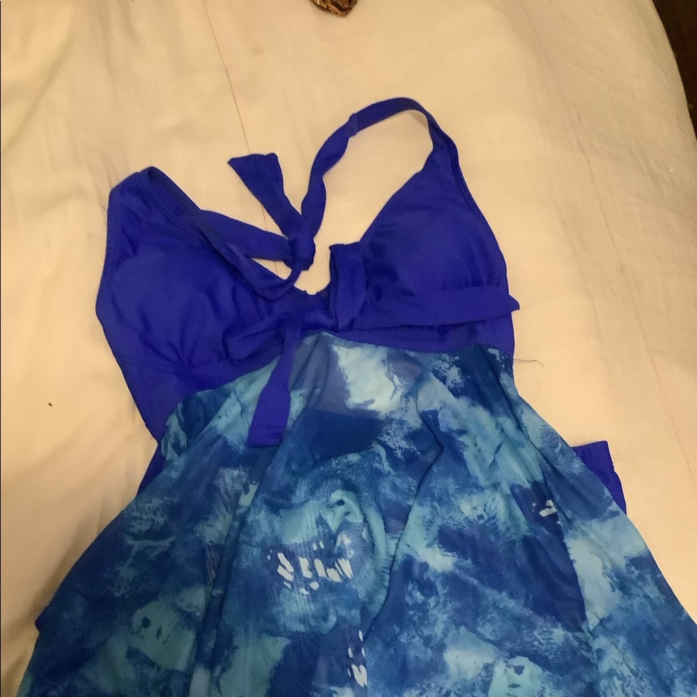 Bathing suit